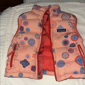 Patagonia Down Vest Youth‎  XS(5-6) Peach Floral Insulated Full Zip Thick Puffer